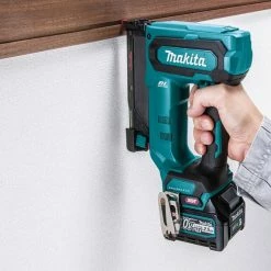 Makita Tools Makita 40V Max XGT Brushless Cordless Pin Nailer Kit, 23 Ga. (2.5Ah) GTP01D1 -Cheap Cordless Tools Store gtp01d1 4